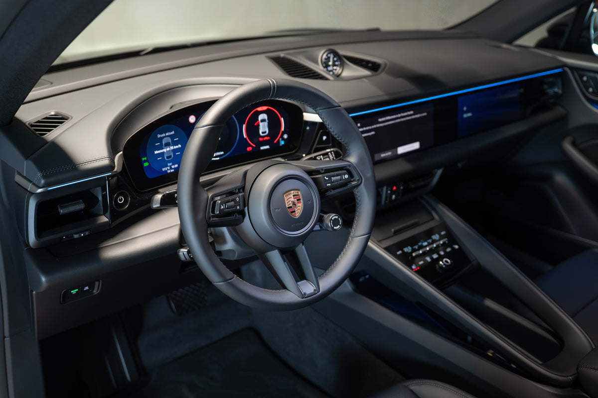 Porsche Macan 4 Electric
