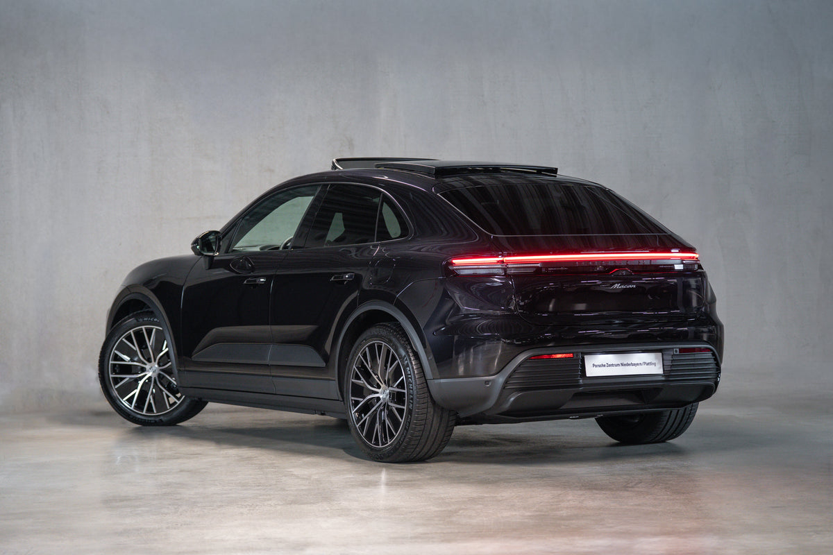 Porsche Macan 4 Electric